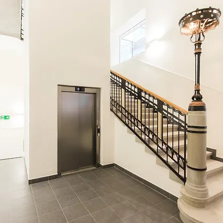12 Revay Szálloda Budapest