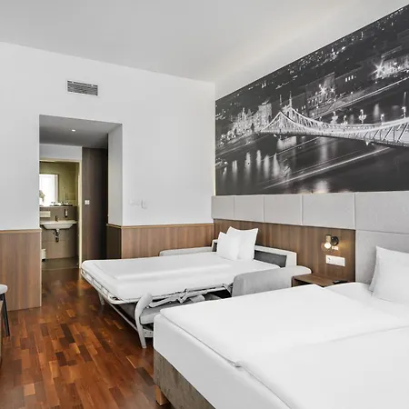 12 Revay Szálloda Budapest