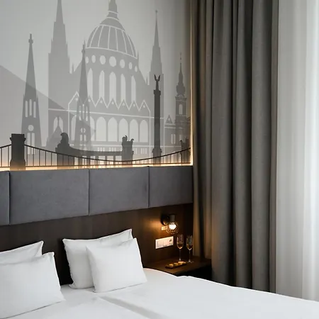 12 Revay Budapest
