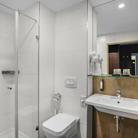 12 Revay Szálloda Budapest