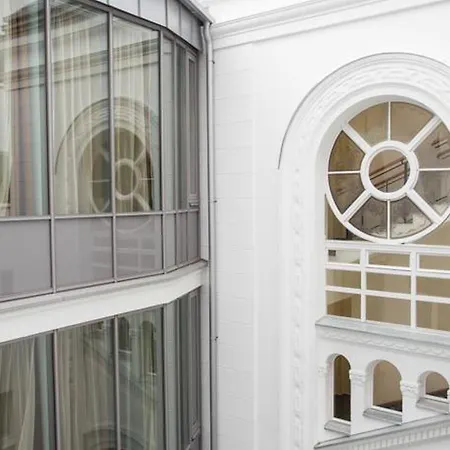 12 Revay 3* Budapest