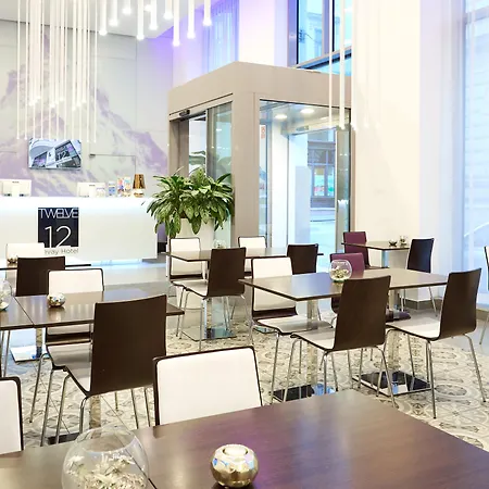 12 Revay 3* Budapest