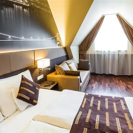 12 Revay Hotel Budapešť