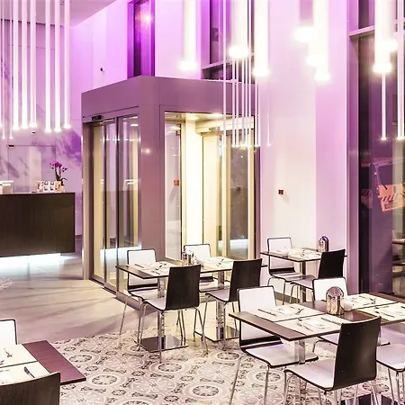 Hotel 12 Revay