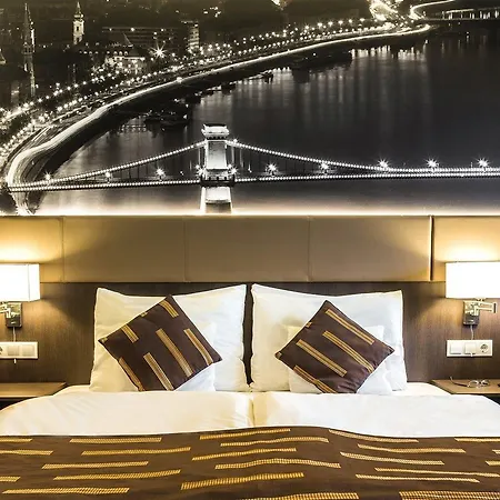 12 Revay 3* Budapest