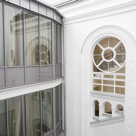 Otel 12 Revay Budapeşte