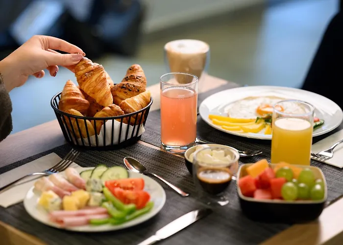 12 Revay Отель 3*