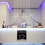 12 Revay 3*