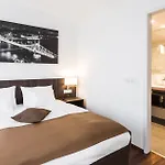 Hotel 12 Revay 3*