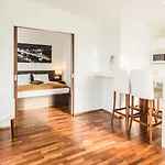 Hotel 12 Revay