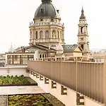 12 Revay Hotel 3*