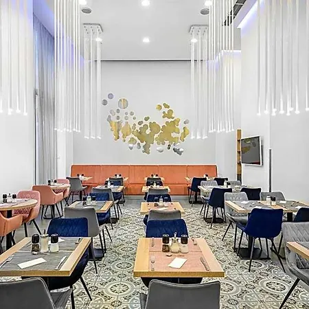 Hotel 12 Revay Budapesta