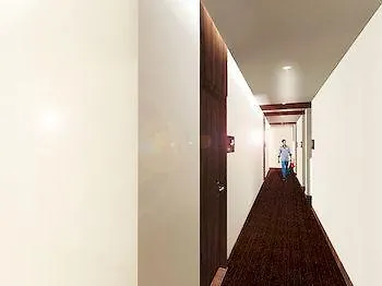 12 リーヴァイ 3* ブダペスト