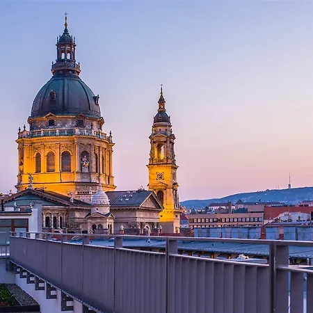 Hotel 12 Revay Budapeszt